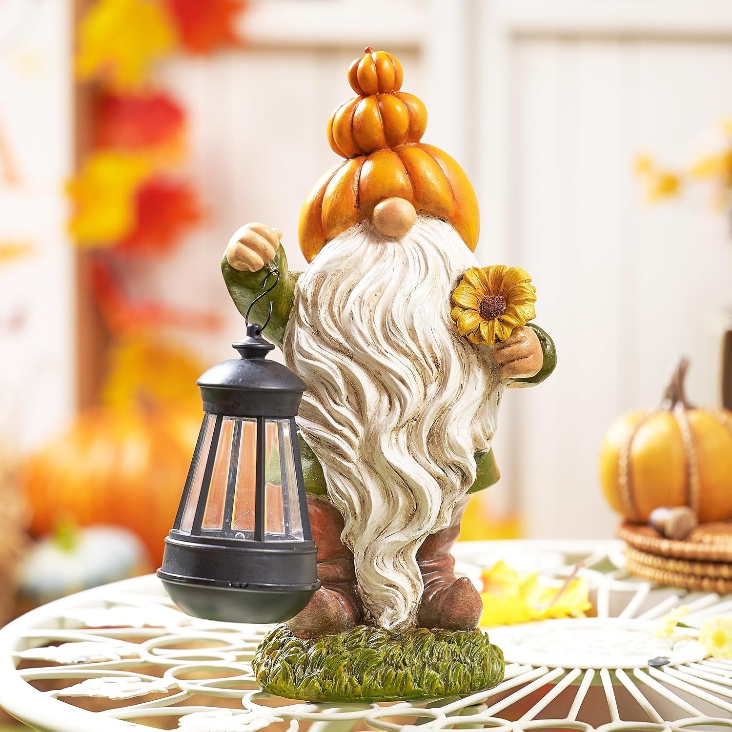Fall Decor, Pumpkin Gnomes Decoration, Autumn Gnome Holding Lantern with Solar Lights, Waterproof Fall Gnomes Resin Outdoor Fall Decor, Fall Gift Outdoor/Indoor, 11.6"